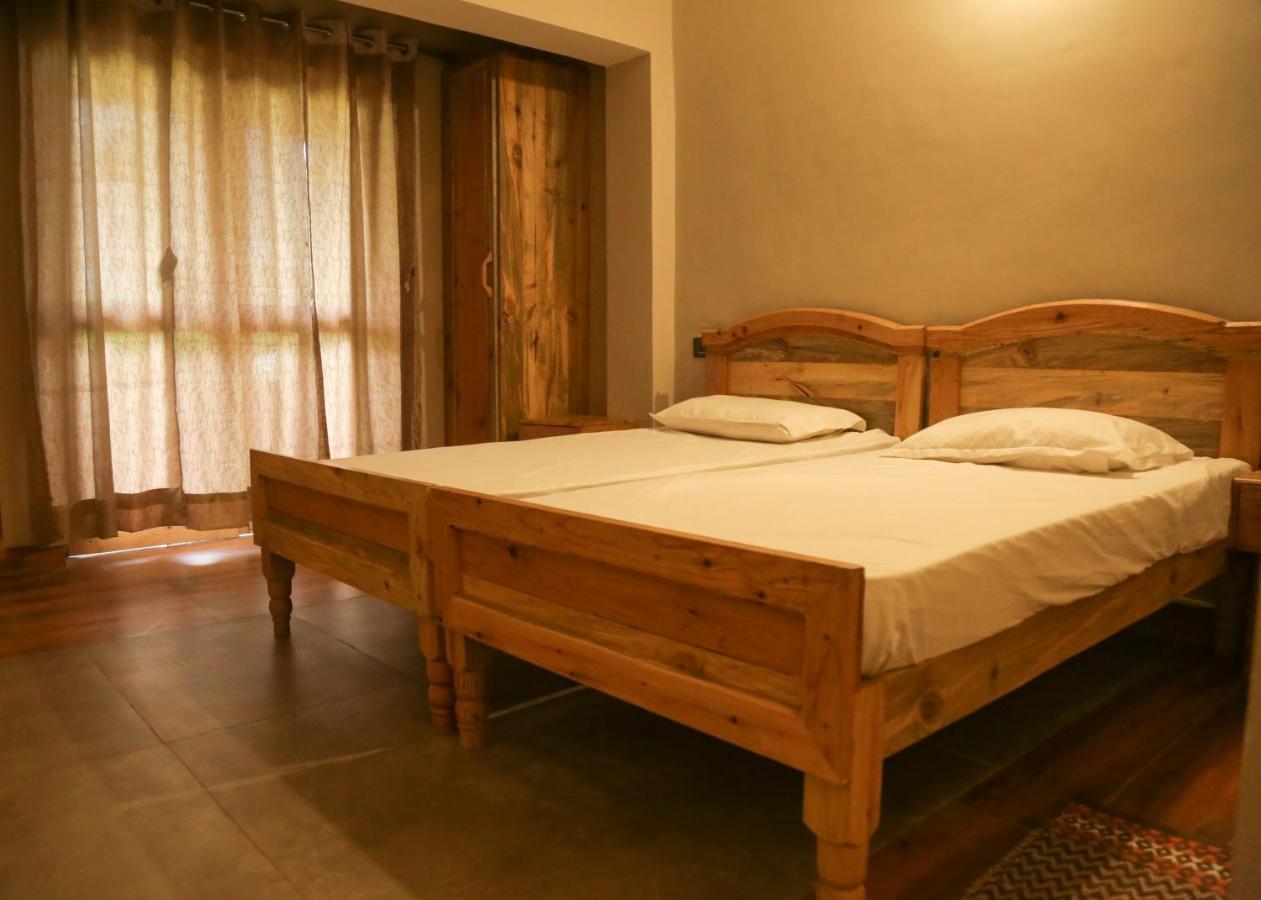 Osho Himalayas Wellness Resort Кангра Екстериор снимка