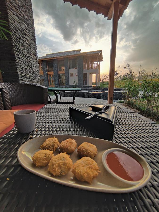 Osho Himalayas Wellness Resort Кангра Екстериор снимка