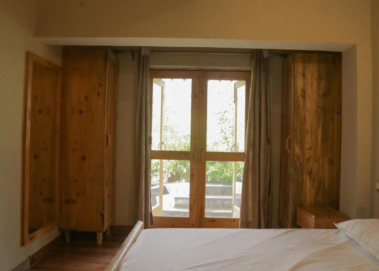 Osho Himalayas Wellness Resort Кангра Екстериор снимка