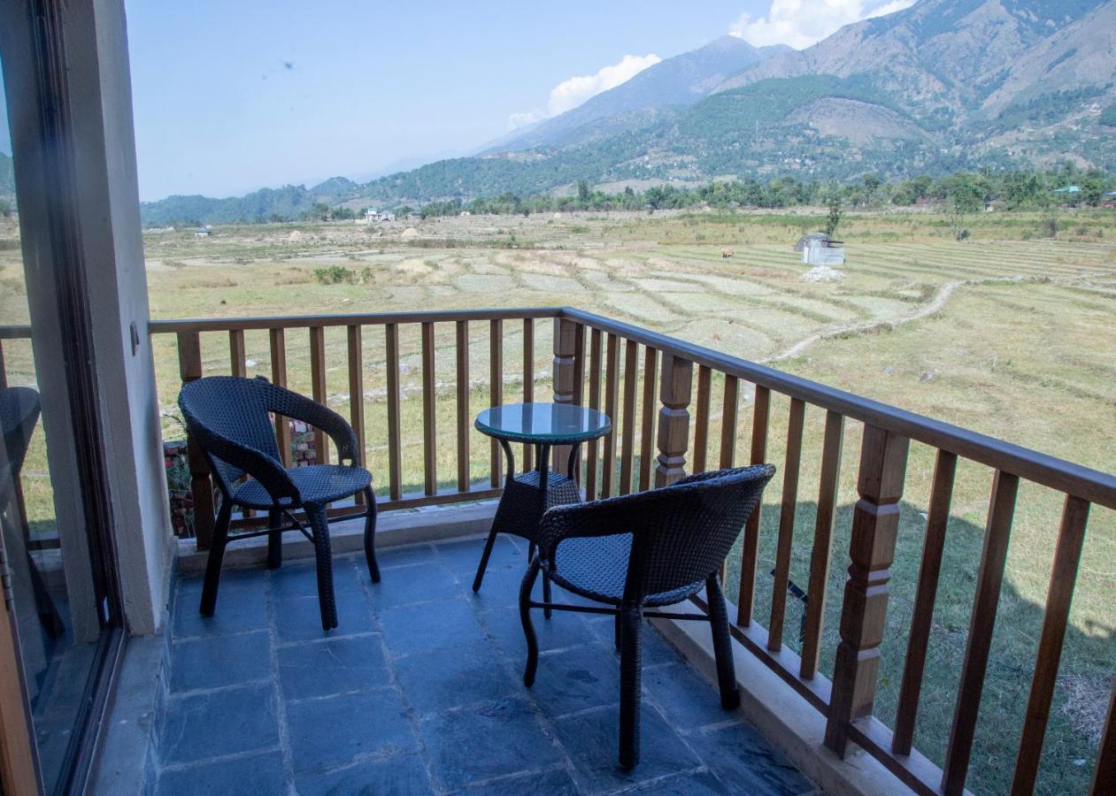 Osho Himalayas Wellness Resort Кангра Екстериор снимка